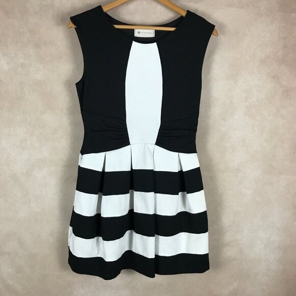 The Impeccable Pig Striped Dress Size MEDIUM - Picture 14 of 15